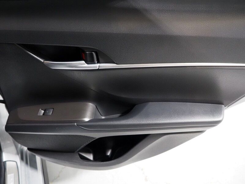 2024 Toyota Camry SE *ADAPTIVE CRUISE, LANE DEPARTURE ALERT, COLLISION ALERT, BACKUP-CAMERA, COLOR TOUCHSCREEN, SPORT SOFTEX, 18 INCH ALLOYS, LED HEADLIGHTS, BLUETOOTH, ANDROID & APPLE Round Rock TX