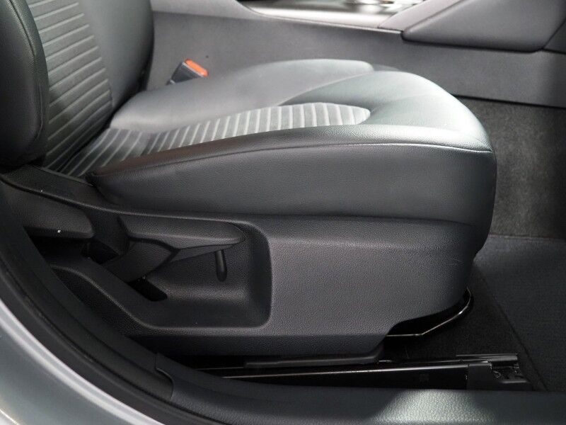 2024 Toyota Camry SE *ADAPTIVE CRUISE, LANE DEPARTURE ALERT, COLLISION ALERT, BACKUP-CAMERA, COLOR TOUCHSCREEN, SPORT SOFTEX, 18 INCH ALLOYS, LED HEADLIGHTS, BLUETOOTH, ANDROID & APPLE Round Rock TX