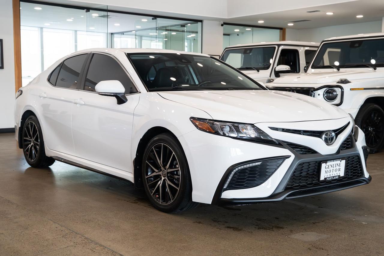 2024 Toyota Camry SE Gladstone OR