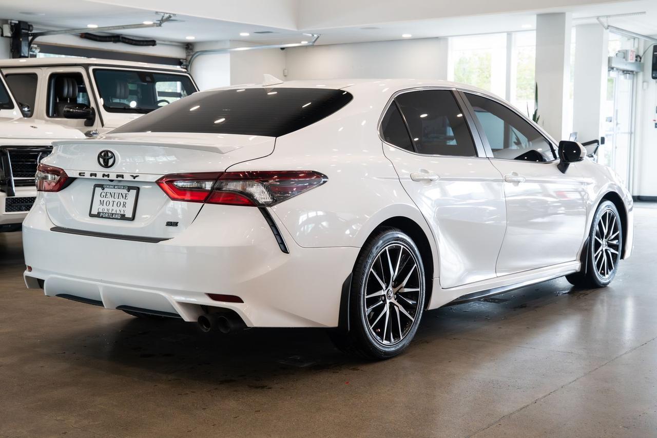 2024 Toyota Camry SE Gladstone OR