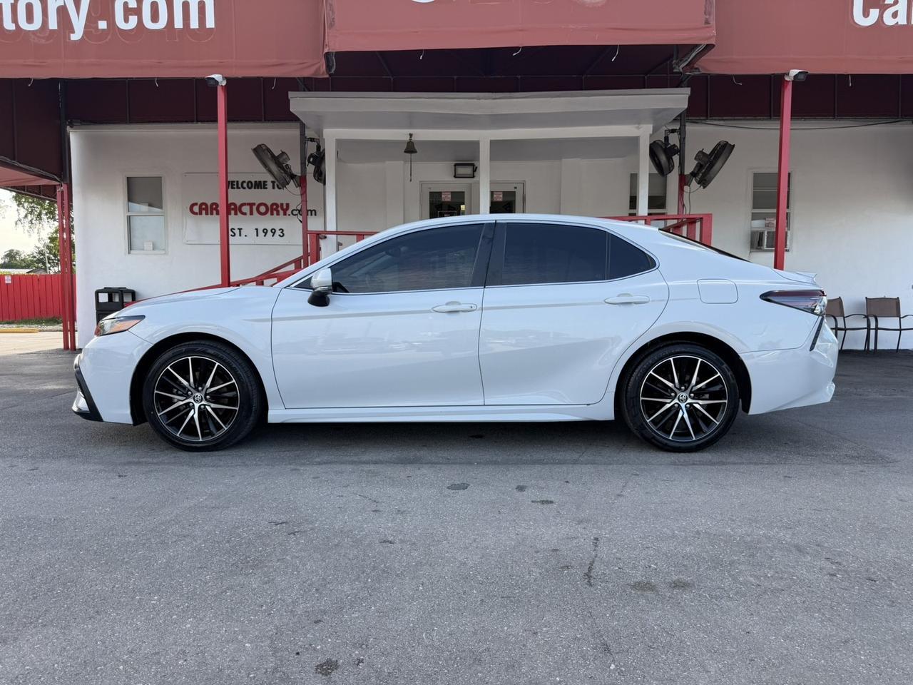 2024 Toyota Camry SE Hollywood FL