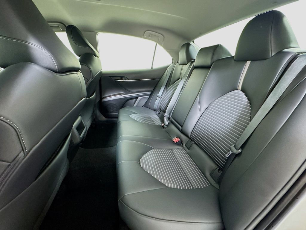 2024 Toyota Camry SE photo 17