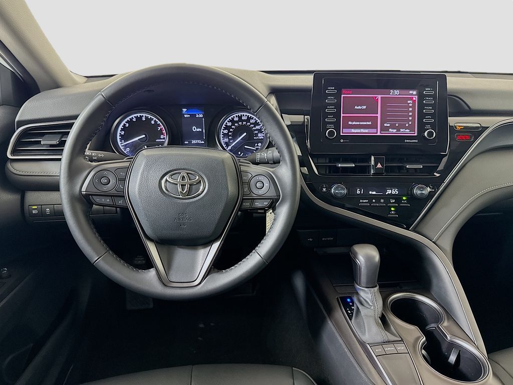 2024 Toyota Camry SE photo 18