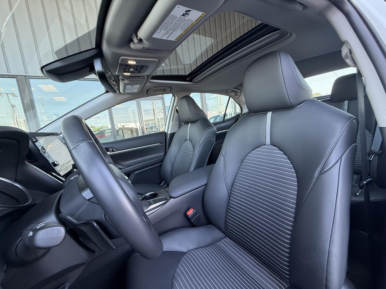 2024 Toyota Camry SE photo 11