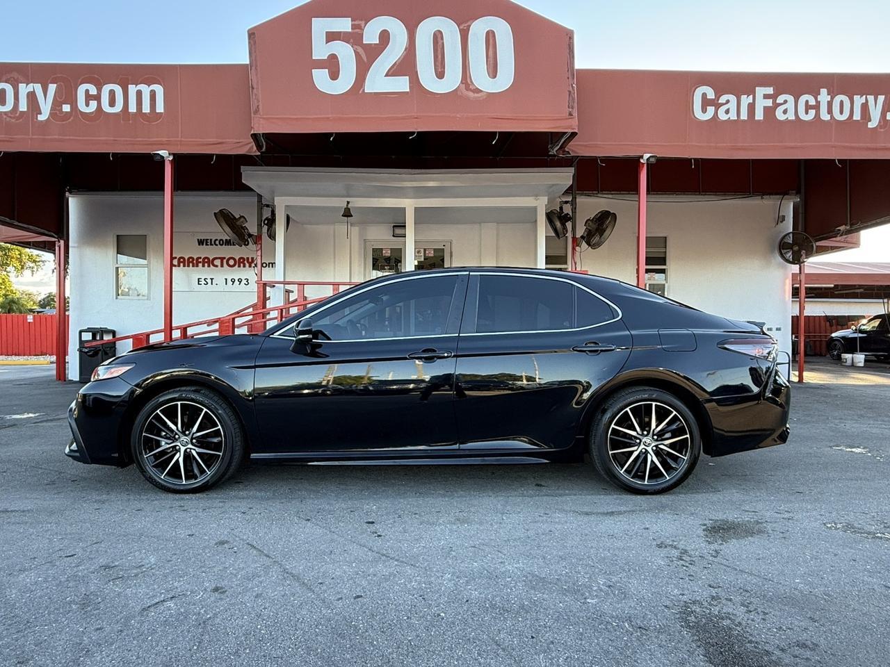 2024 Toyota Camry SE