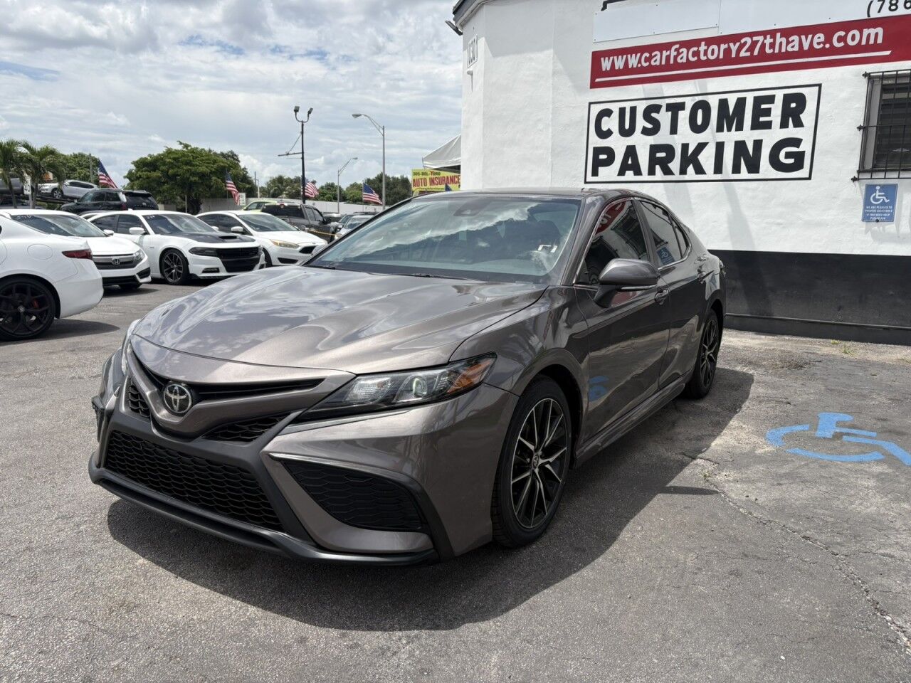 2024 Toyota Camry SE Miami FL