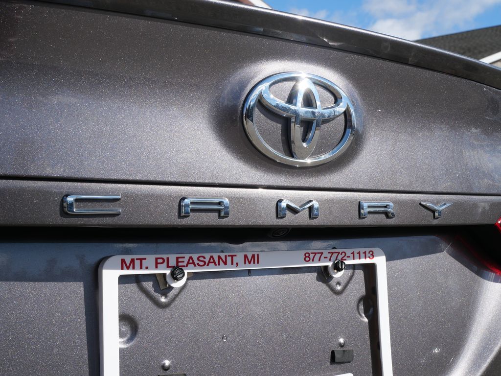 2024 Toyota Camry SE Mt Pleasant MI