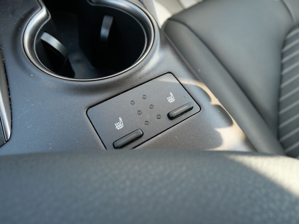 2024 Toyota Camry SE Mt Pleasant MI