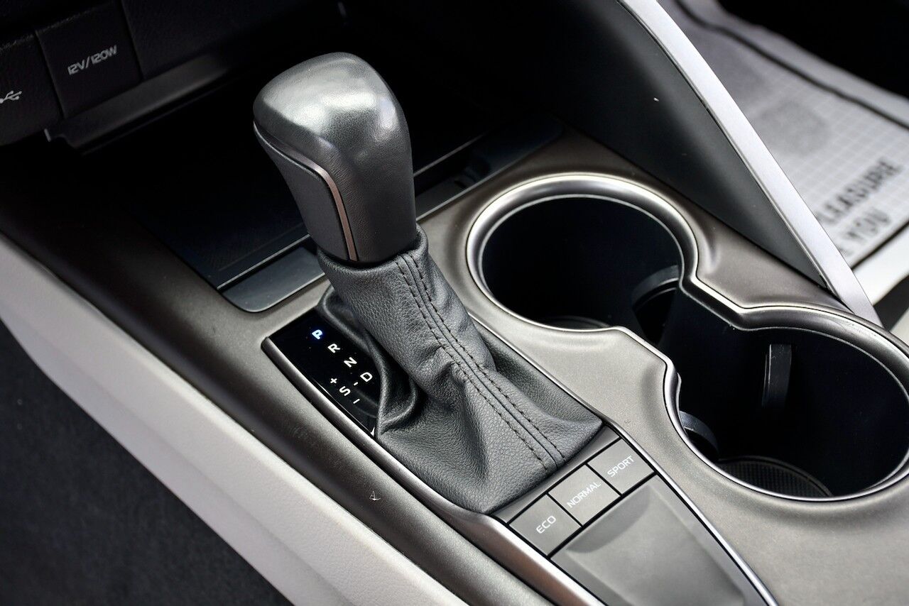 2024 Toyota Camry SE Nightshade Doral FL