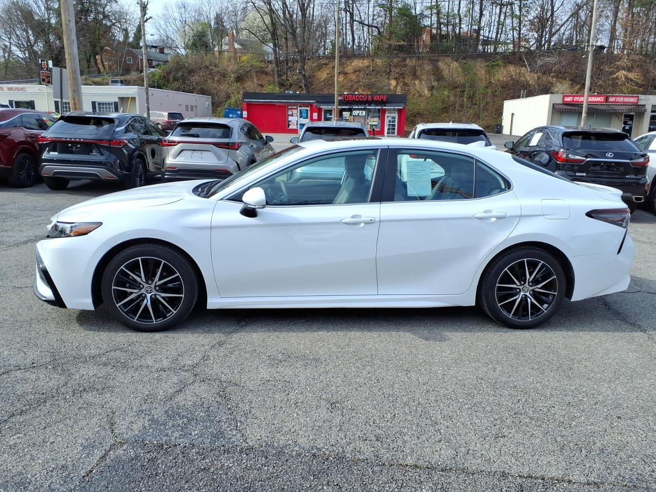 2024 Toyota Camry SE Roanoke VA