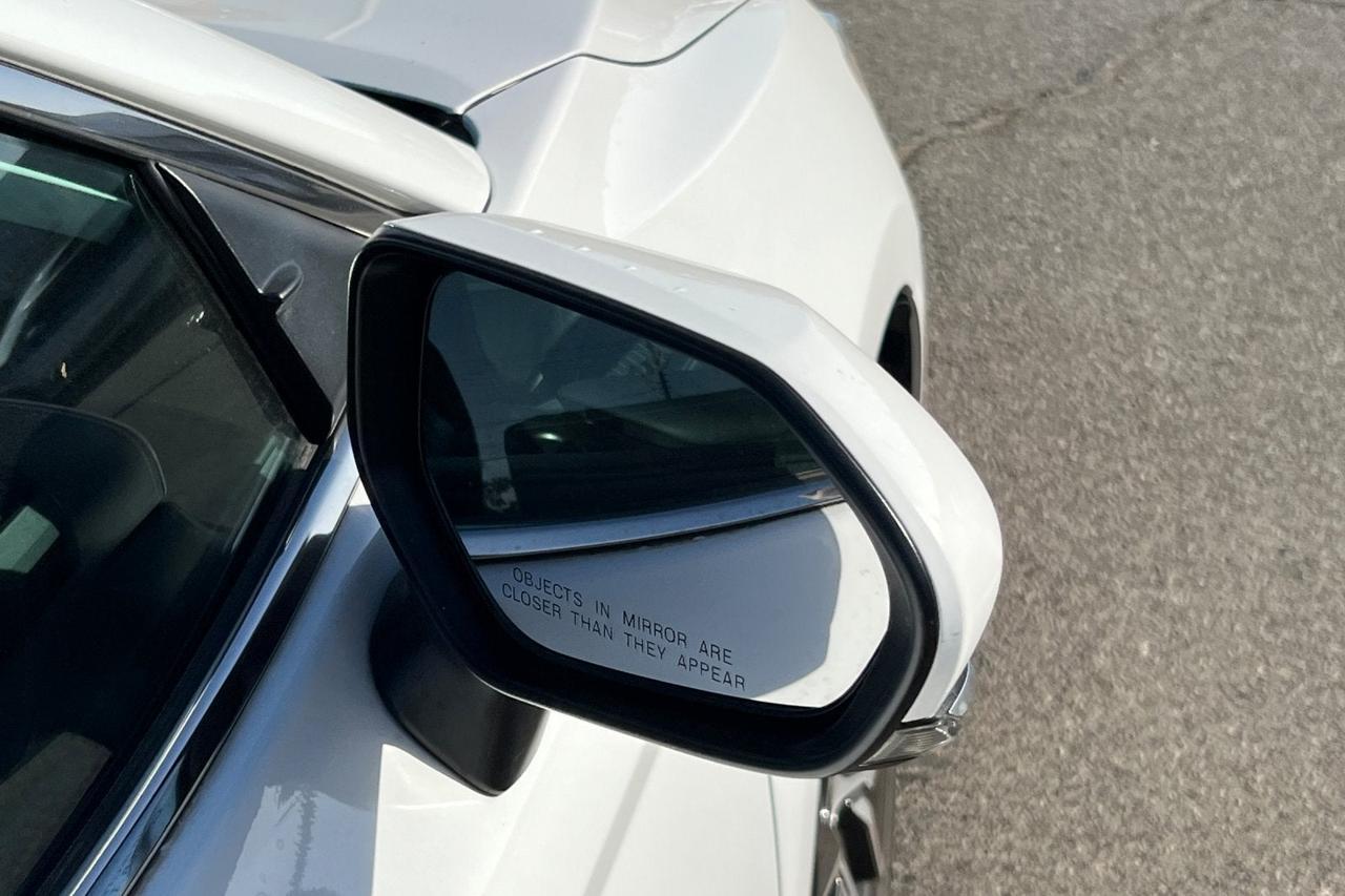 2024 Toyota Camry SE Roseville CA