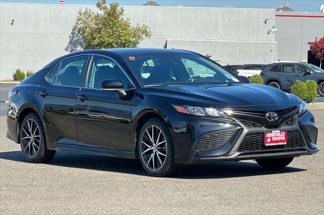 2024 Toyota Camry SE Roseville CA
