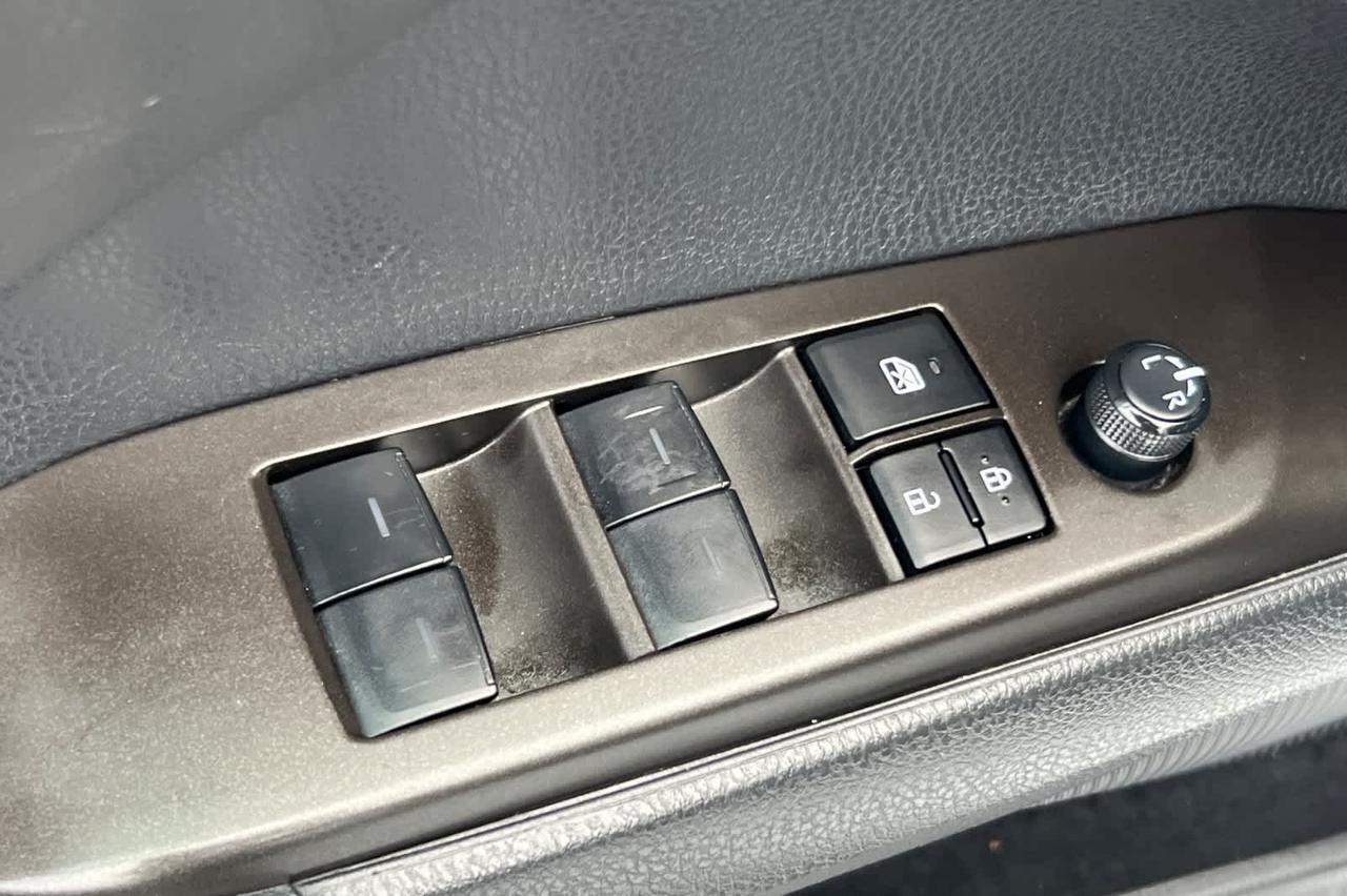 2024 Toyota Camry SE Roseville CA