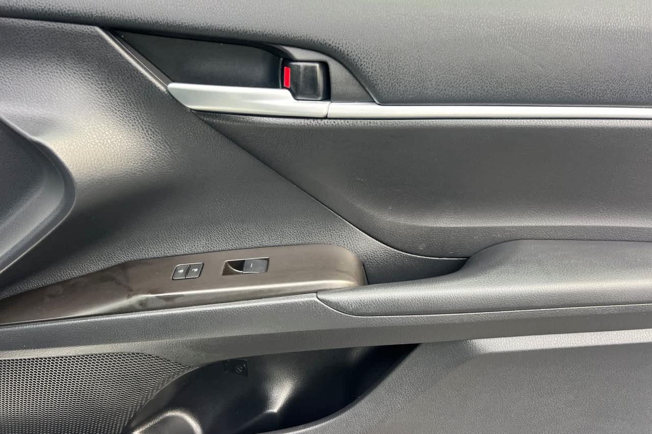 2024 Toyota Camry SE Roseville CA