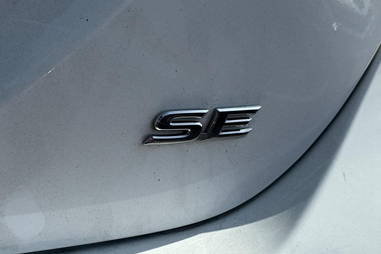 2024 Toyota Camry SE Roseville CA