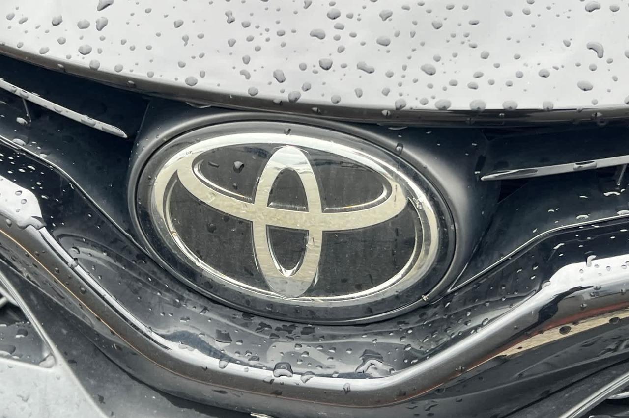 2024 Toyota Camry SE Roseville CA