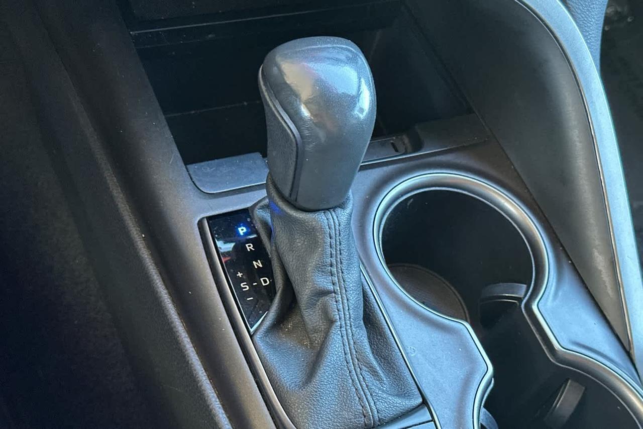2024 Toyota Camry SE Roseville CA