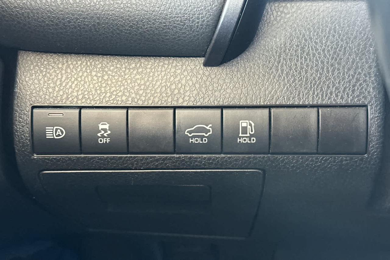 2024 Toyota Camry SE Roseville CA