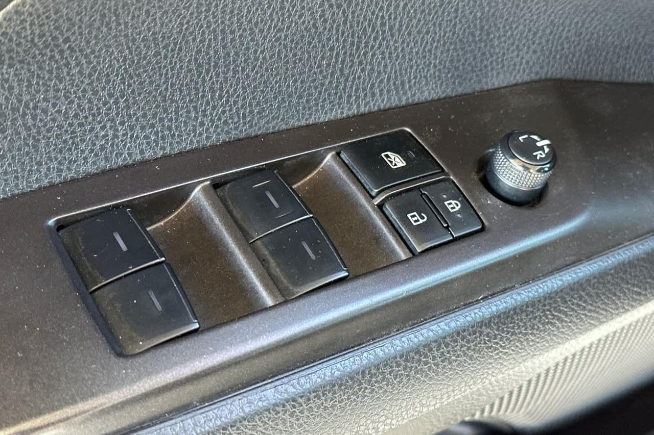 2024 Toyota Camry SE Roseville CA