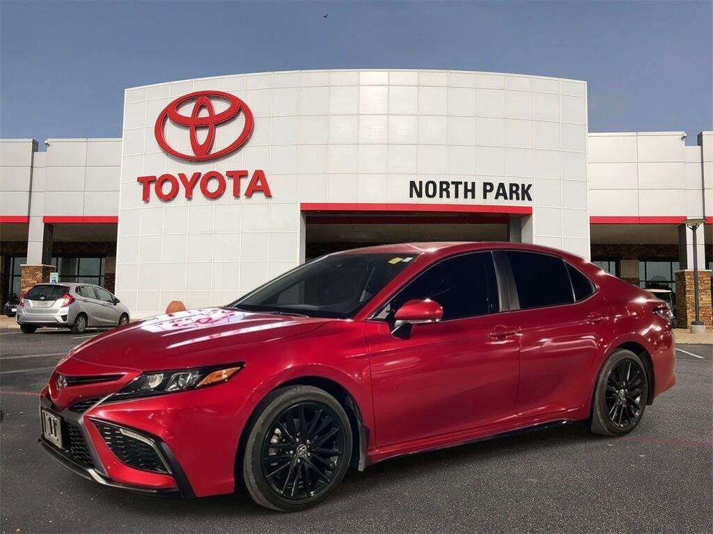 2024 Toyota Camry SE