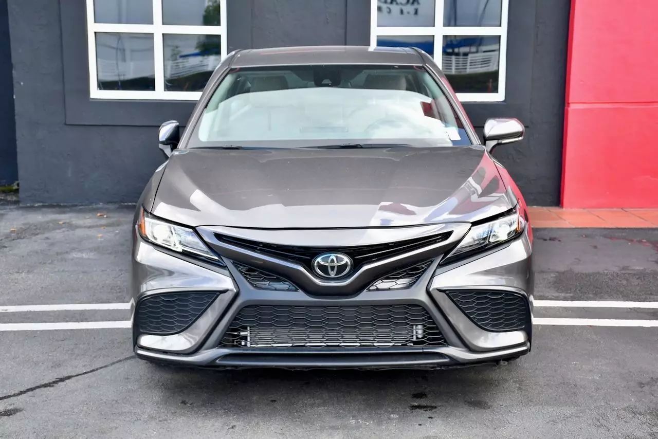 2024 Toyota Camry SE Sedan 4D Doral FL