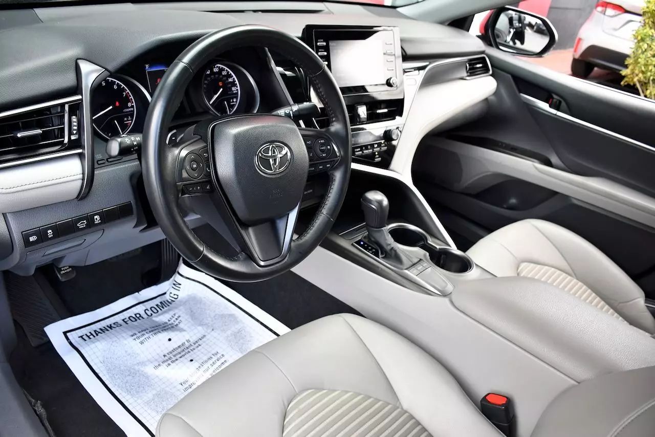 2024 Toyota Camry SE Sedan 4D Doral FL