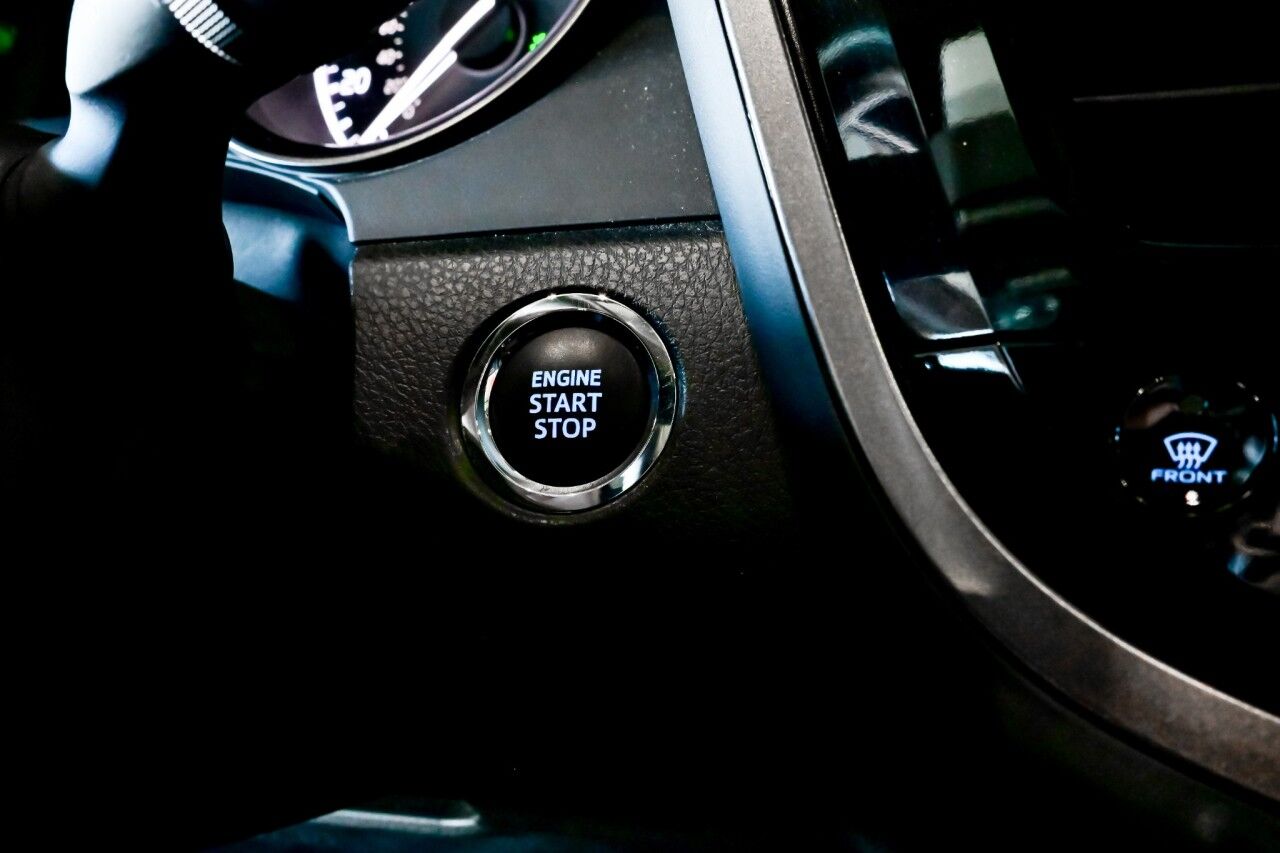 2024 Toyota Camry SE, Sunroof, Blind Spot, COnvenience and Audio Upgrade Pkg Springfield NJ