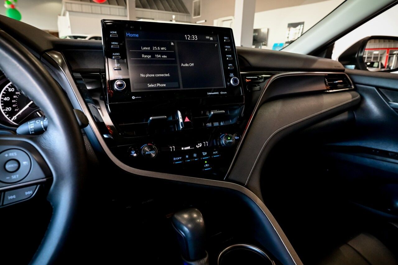 2024 Toyota Camry SE, Sunroof, Blind Spot, COnvenience and Audio Upgrade Pkg Springfield NJ