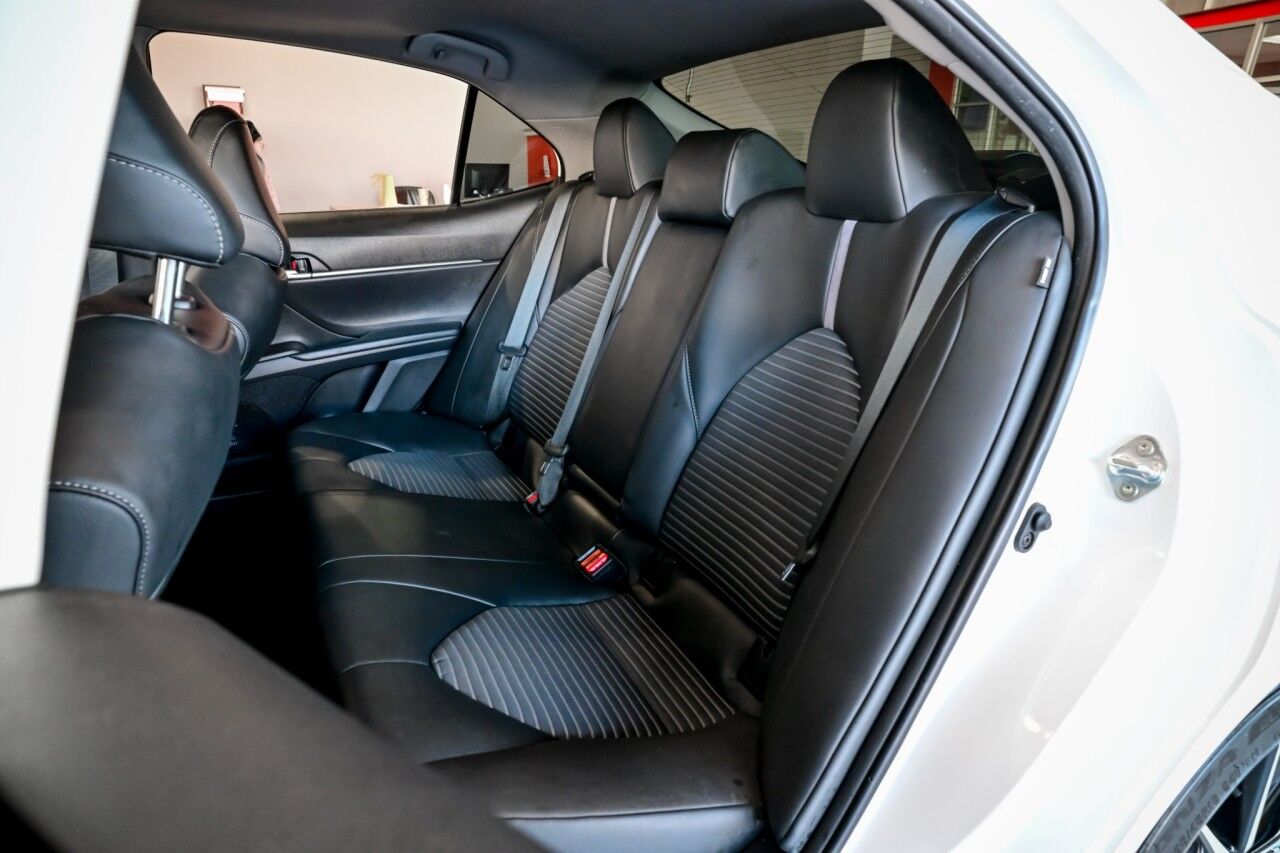 2024 Toyota Camry SE, Sunroof, Blind Spot, COnvenience and Audio Upgrade Pkg Springfield NJ