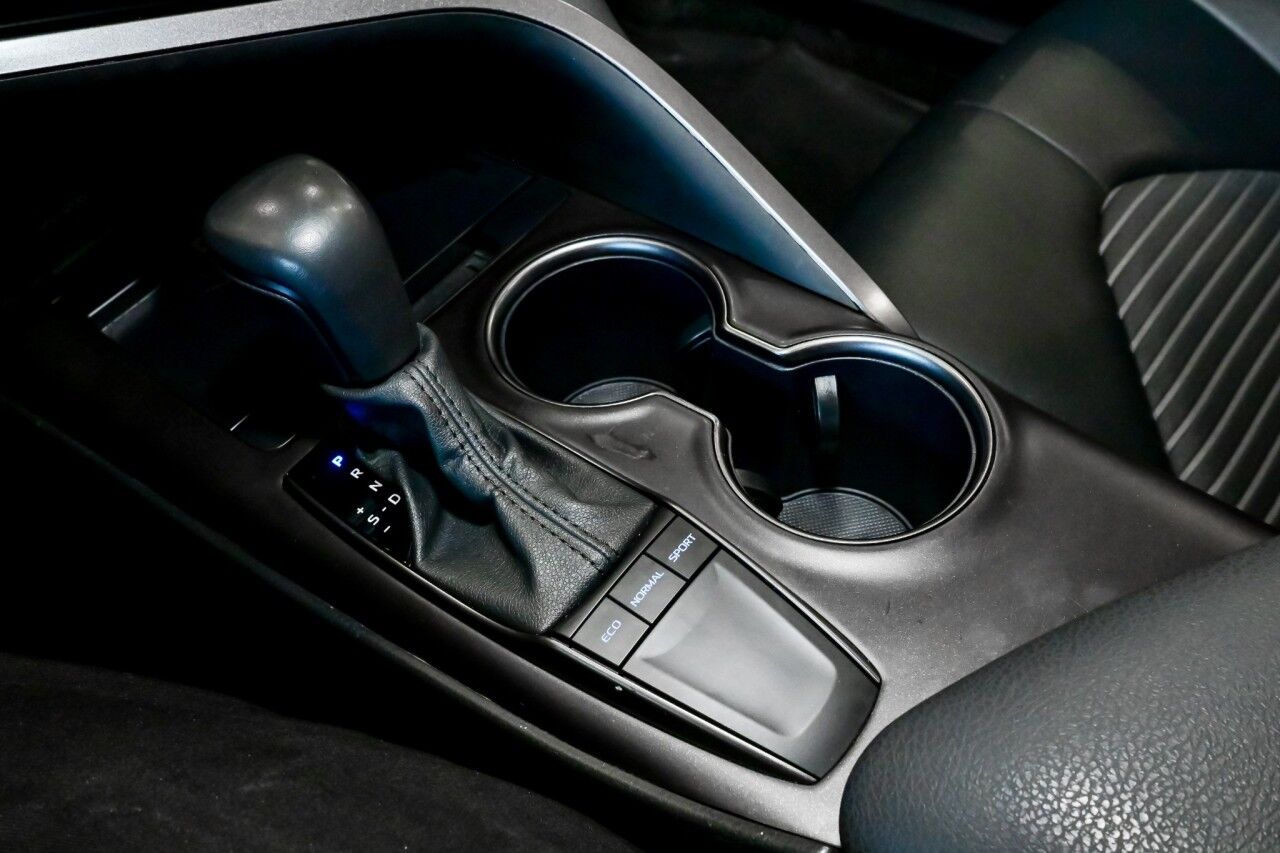 2024 Toyota Camry SE, Sunroof, Blind Spot, COnvenience and Audio Upgrade Pkg Springfield NJ