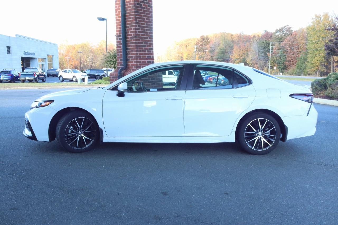 2024 Toyota Camry SE Fredericksburg VA