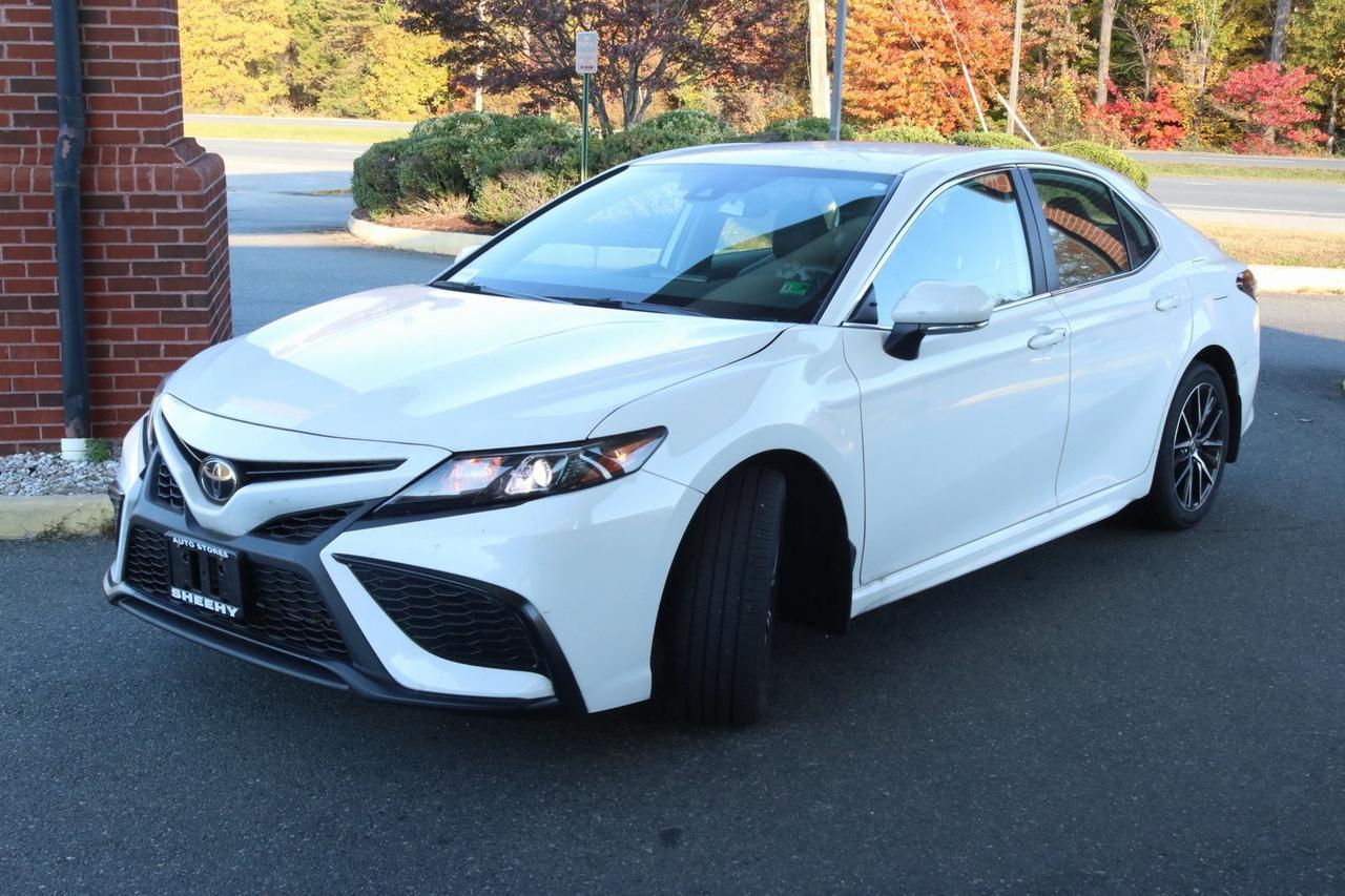 2024 Toyota Camry SE Fredericksburg VA