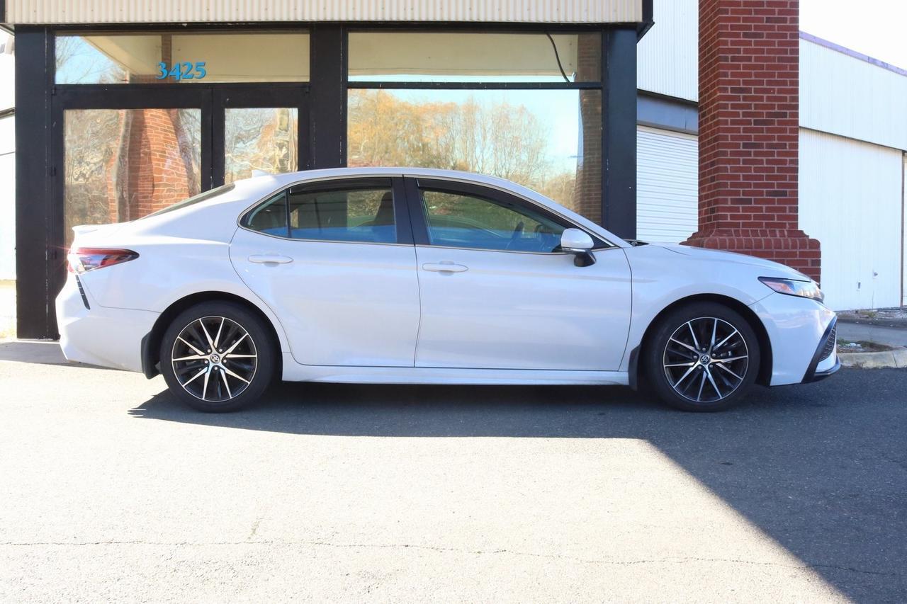 2024 Toyota Camry SE Fredericksburg VA