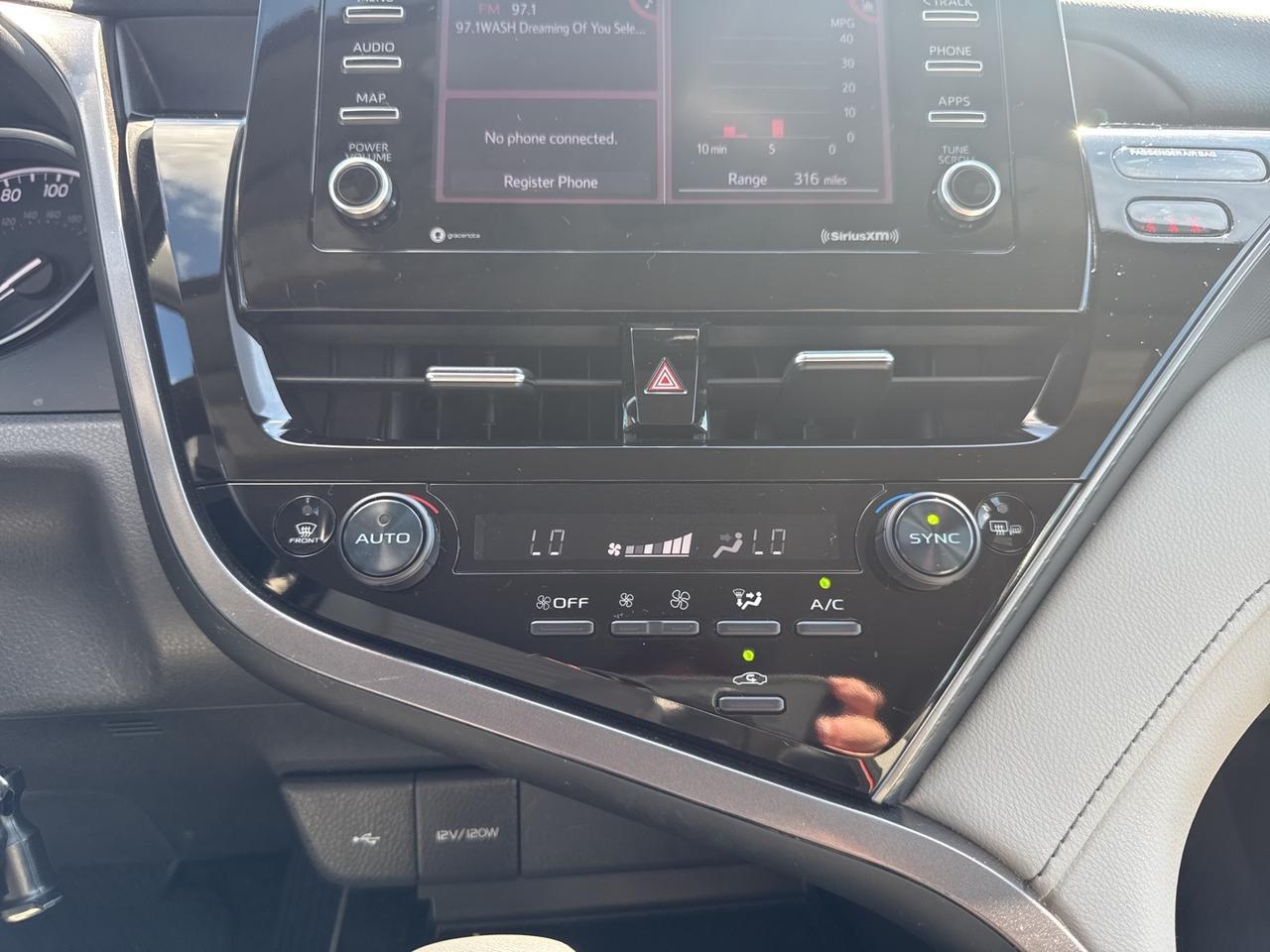 2024 Toyota Camry SE Warrenton VA