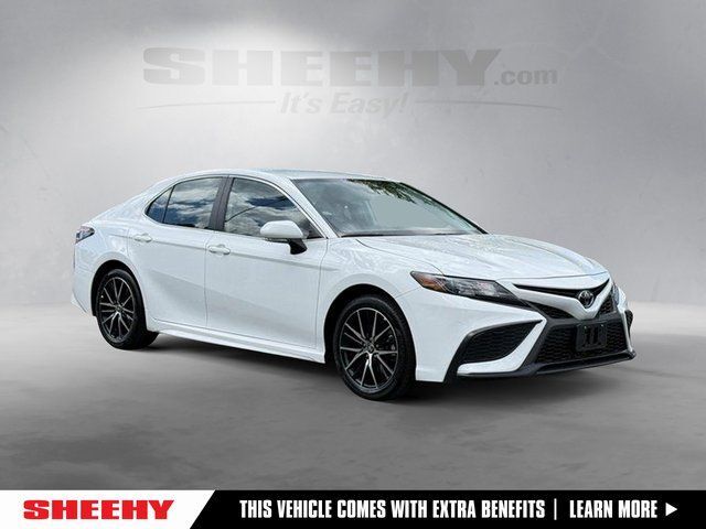 2024 Toyota Camry SE