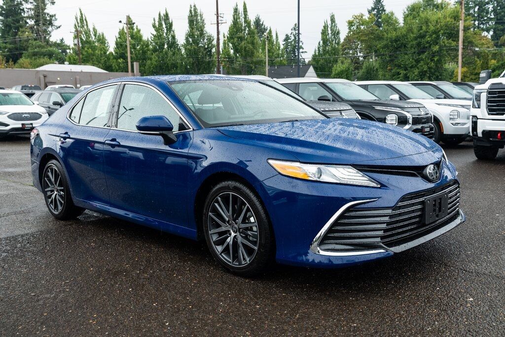 2024 Toyota Camry XLE
