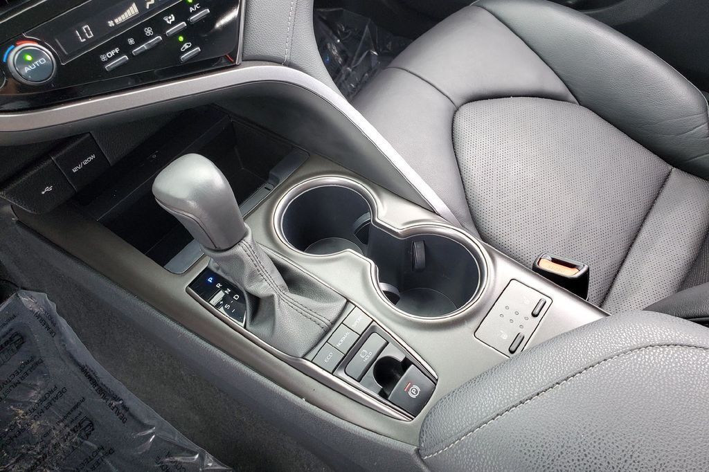 2024 Toyota Camry XSE Hondo TX