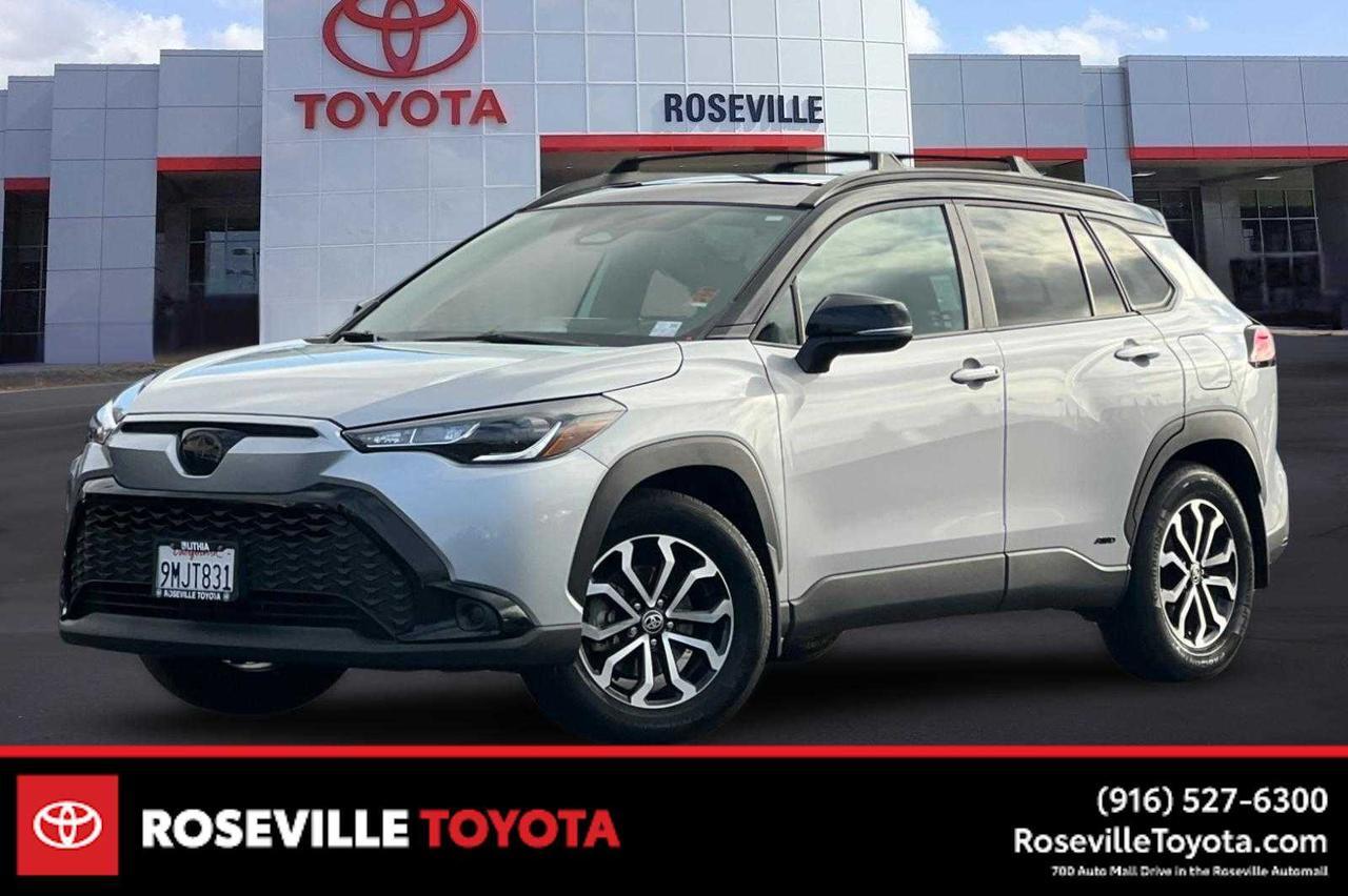 2024 Toyota Corolla Cross Hybrid SE