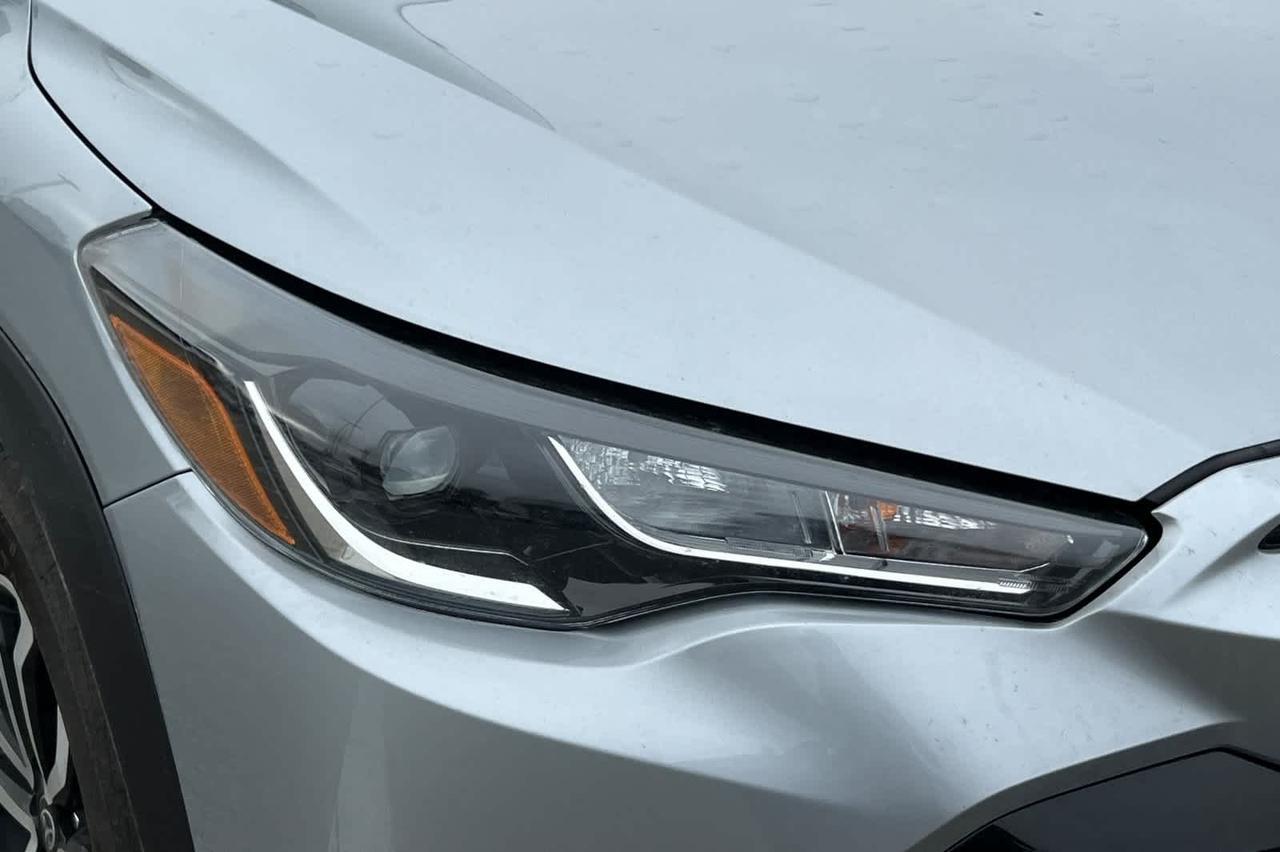 2024 Toyota Corolla Cross Hybrid SE Roseville CA