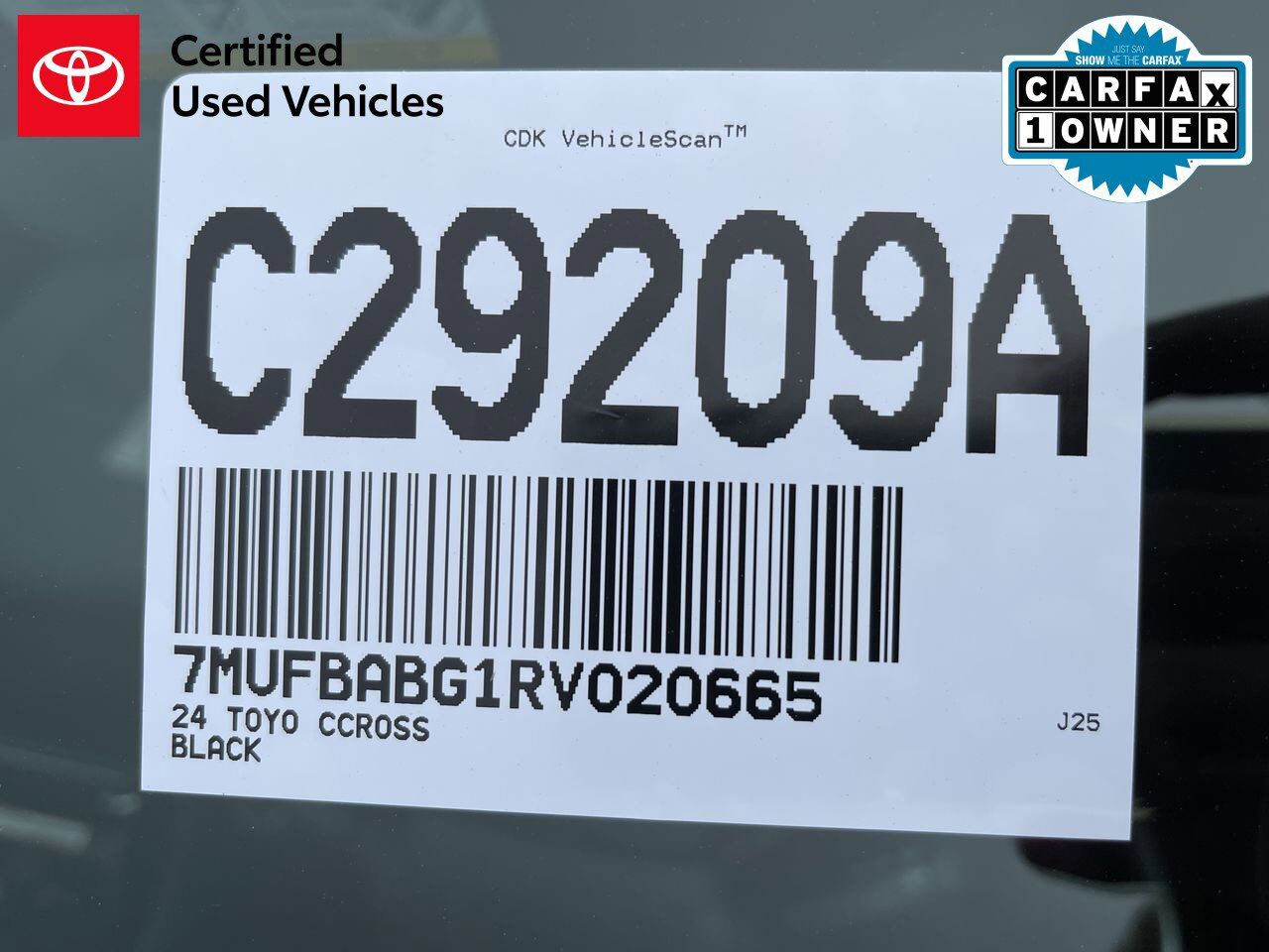 2024 Toyota Corolla Cross Hybrid SE White River Junction VT