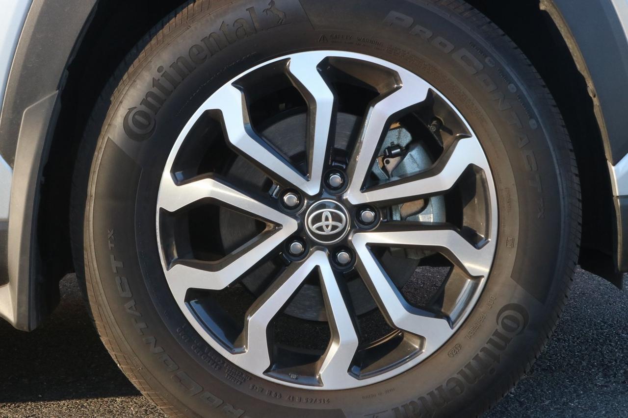 2024 Toyota Corolla Cross Hybrid SE Fredericksburg VA