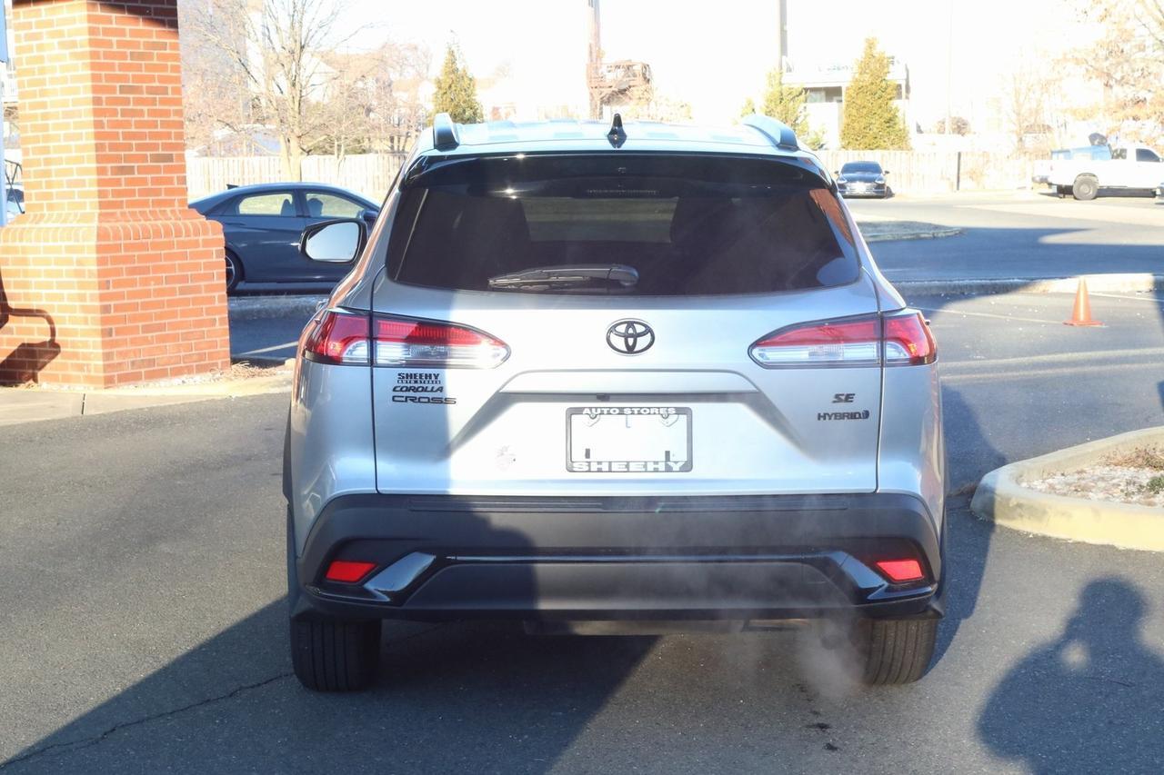 2024 Toyota Corolla Cross Hybrid SE Fredericksburg VA