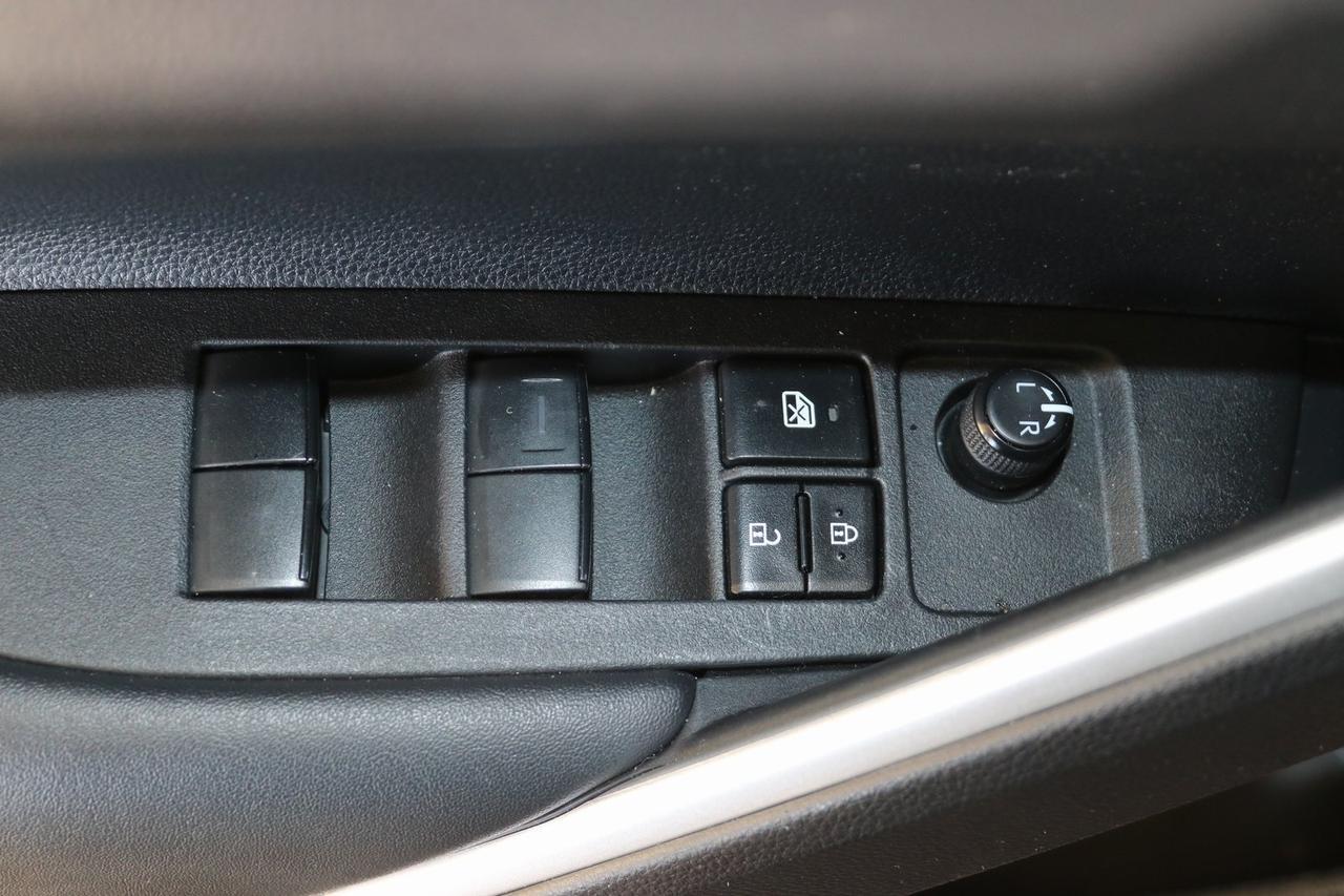 2024 Toyota Corolla Cross Hybrid SE Fredericksburg VA