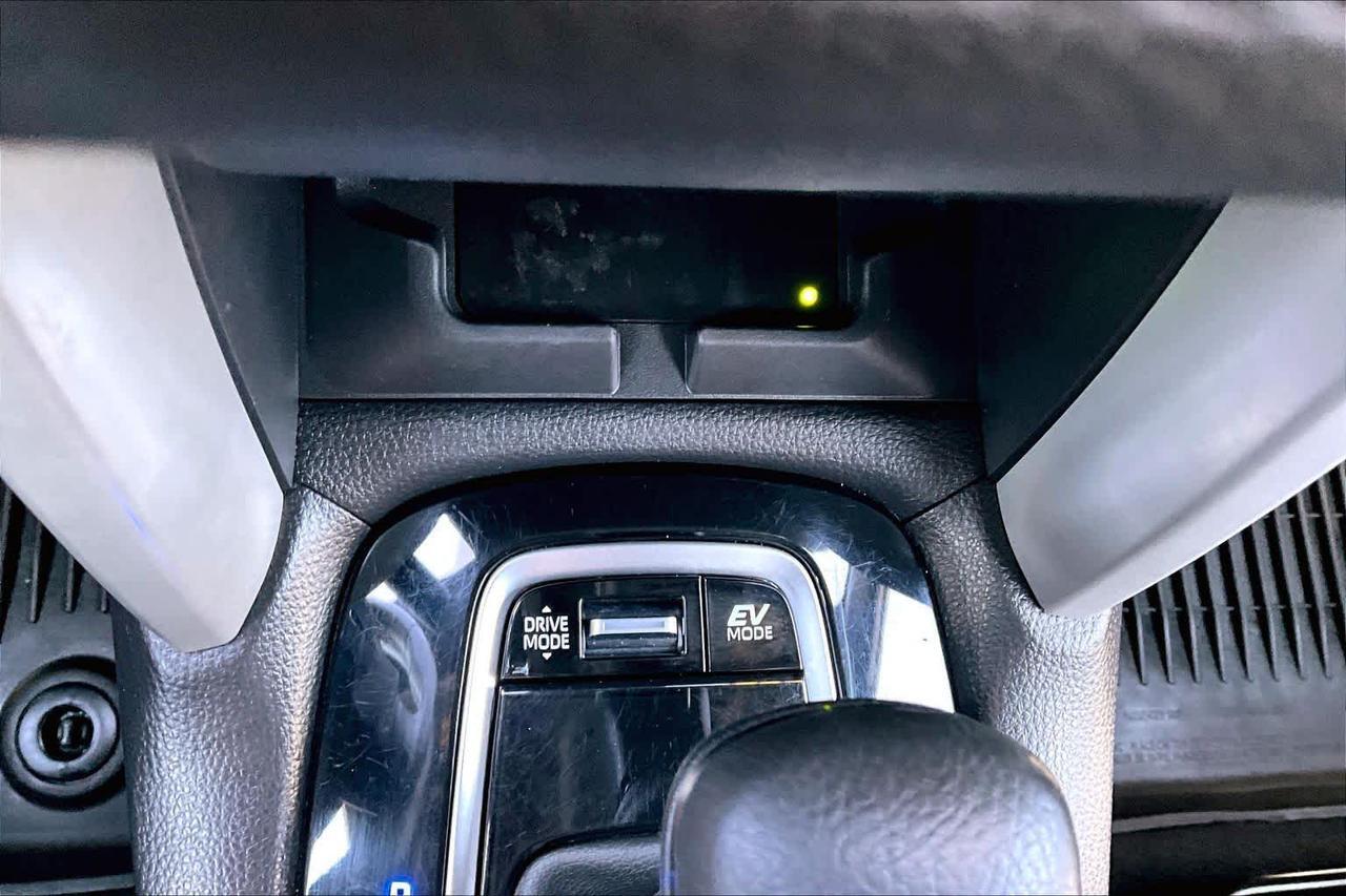 2024 Toyota Corolla Cross Hybrid XSE Folsom CA