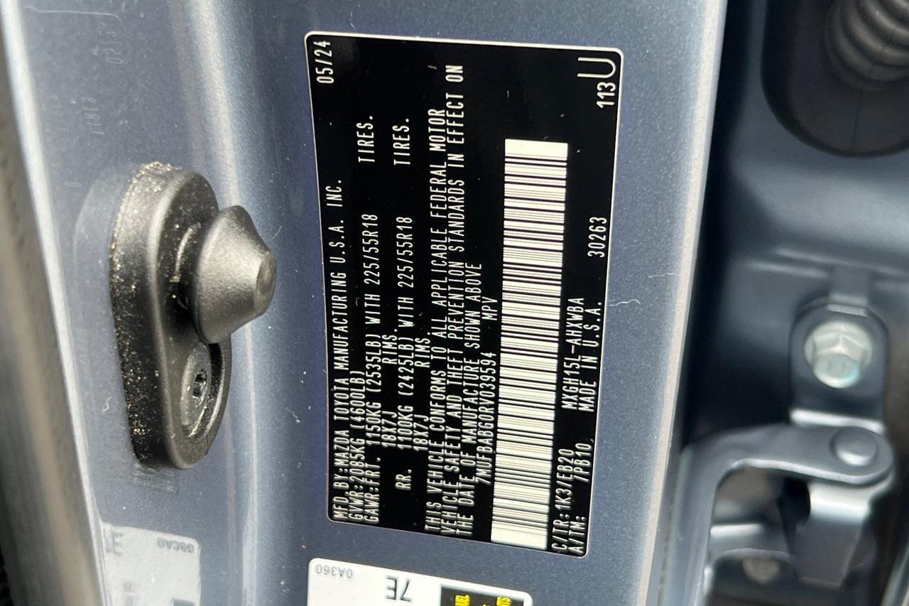 2024 Toyota Corolla Cross Hybrid XSE Roseville CA