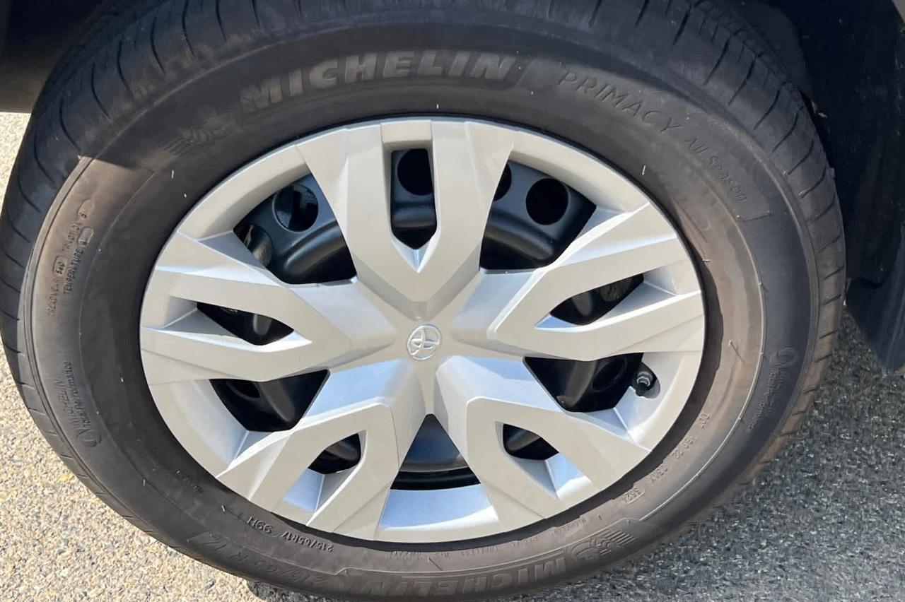 2024 Toyota Corolla Cross L Roseville CA