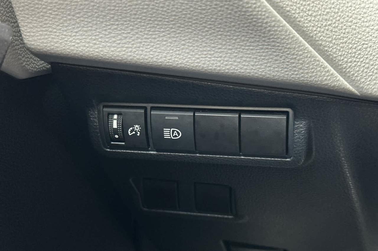 2024 Toyota Corolla Cross L Roseville CA