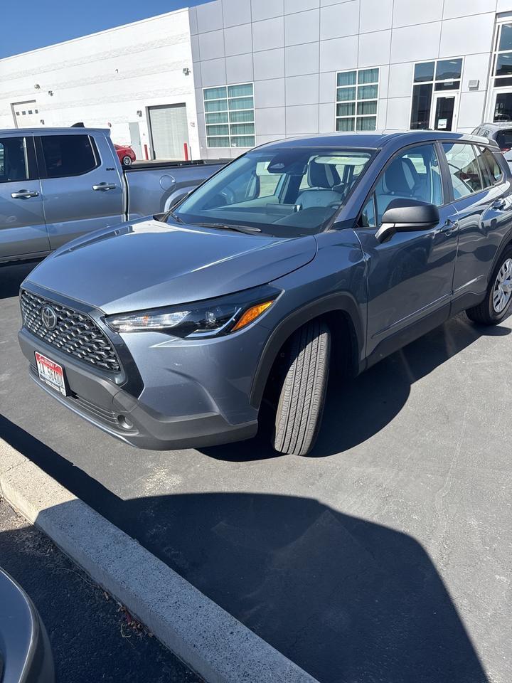 2024 Toyota Corolla Cross L Ontario OR