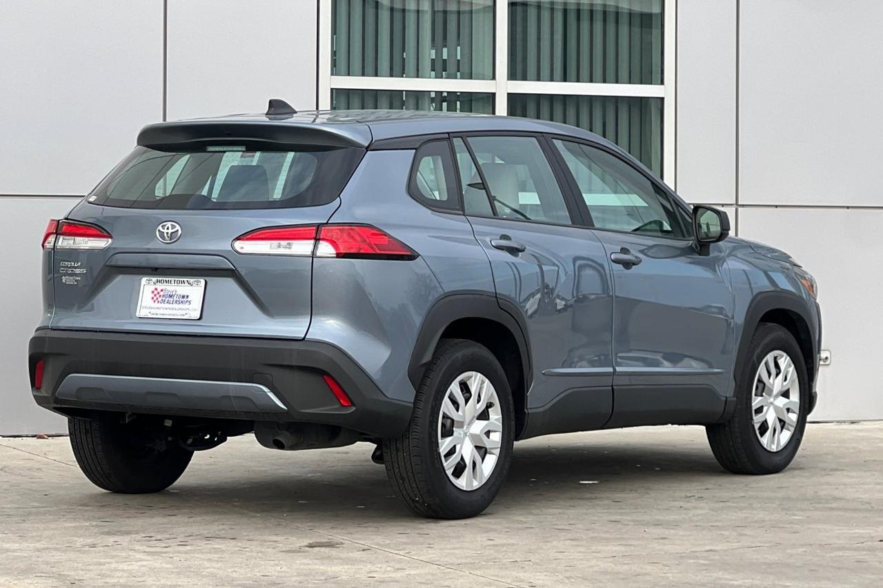 2024 Toyota Corolla Cross L Ontario OR
