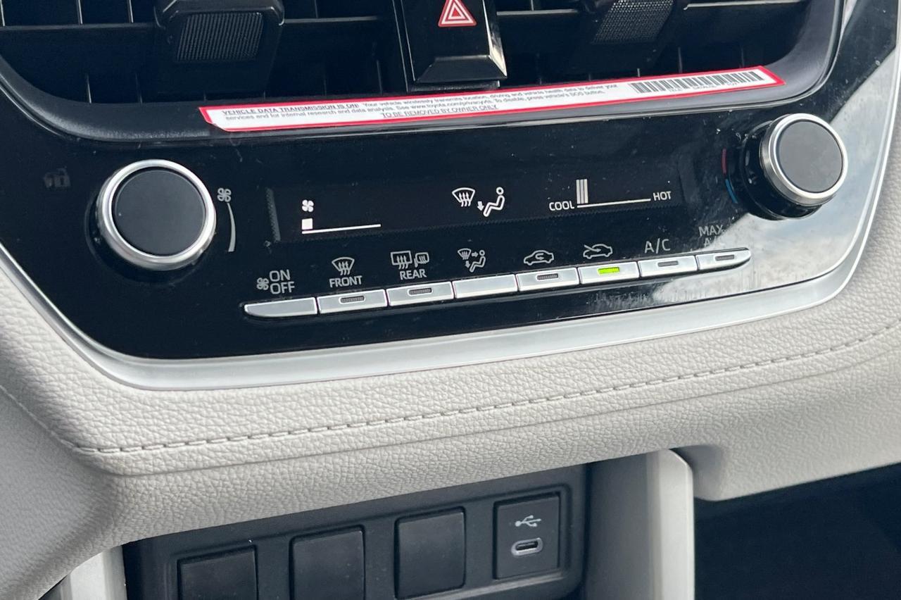 2024 Toyota Corolla Cross L Ontario OR